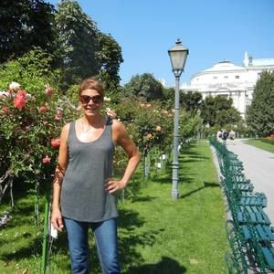 Meet your Posher, Rene